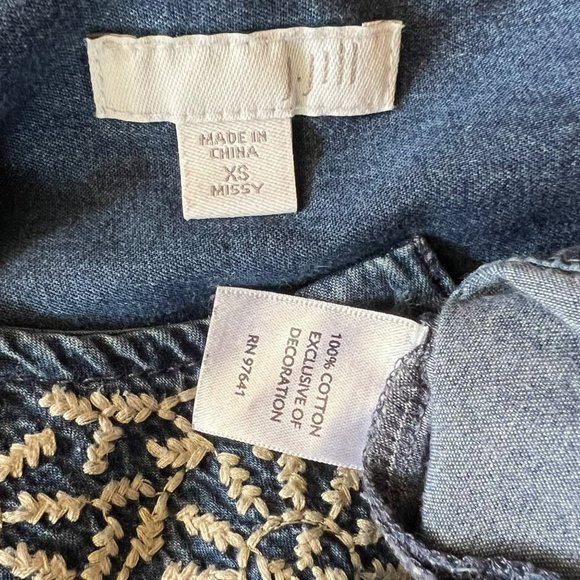 J.JILL CHAMBRAY BLUE SHIRT DRESS EMBROIDERED DETAILS SIZE XS - Picture 10 of 10